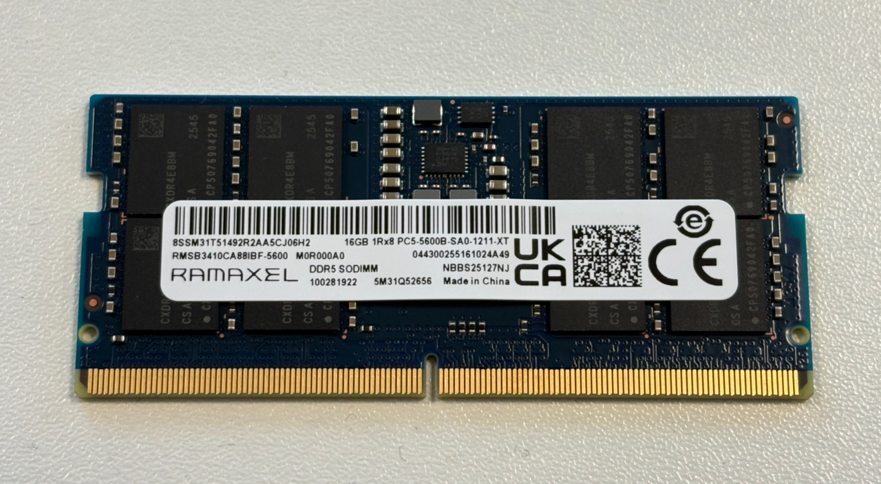 CXMT 晶片製成的 DDR5 手提電腦記憶體模組。檢方指 CXMT 由複製 18 納米製程起步,2023 年量產中國首批 10 納米級 DRAM。