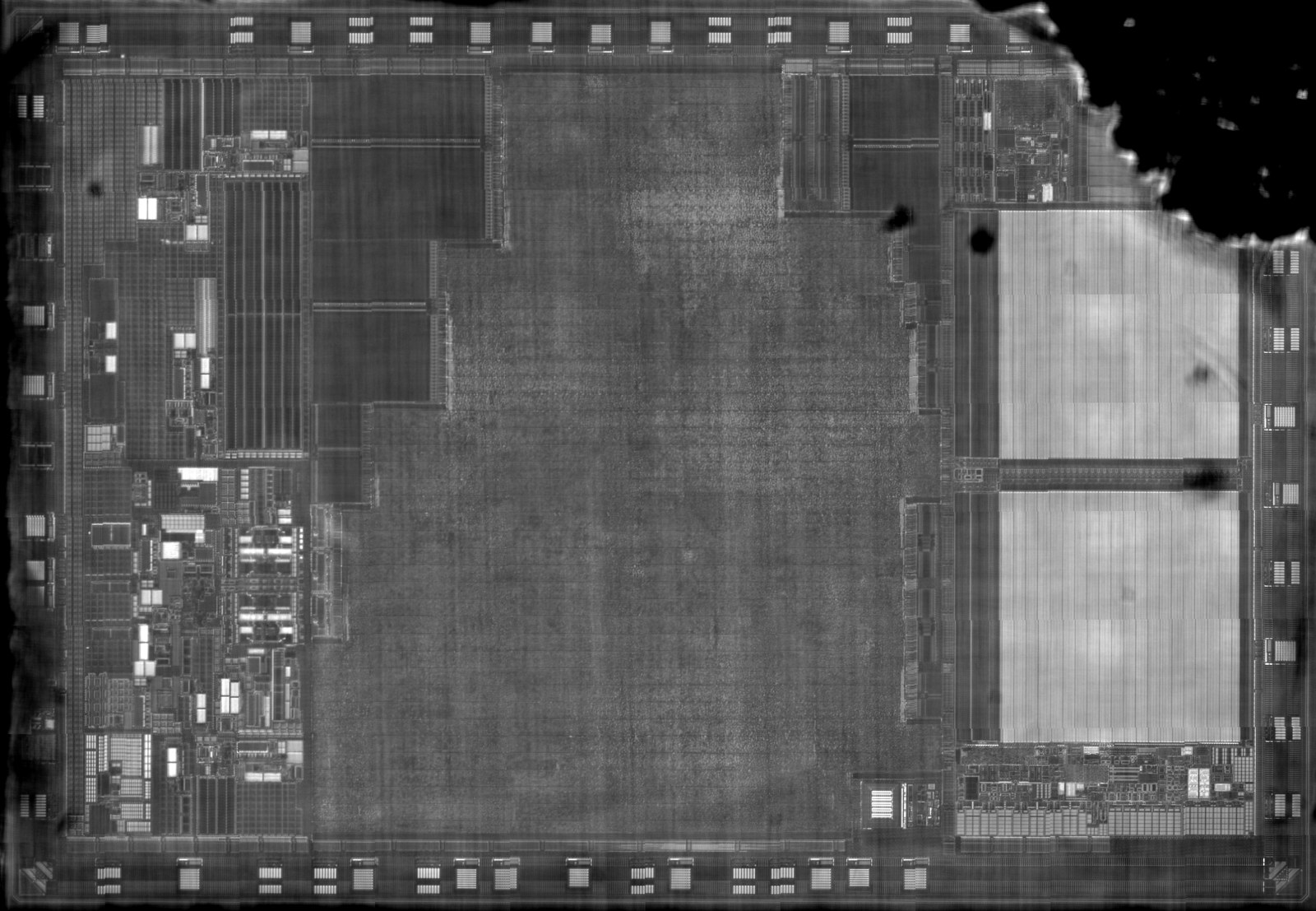 Ledger Donjon 以紅外線拍攝的 TROPIC01 晶片背面