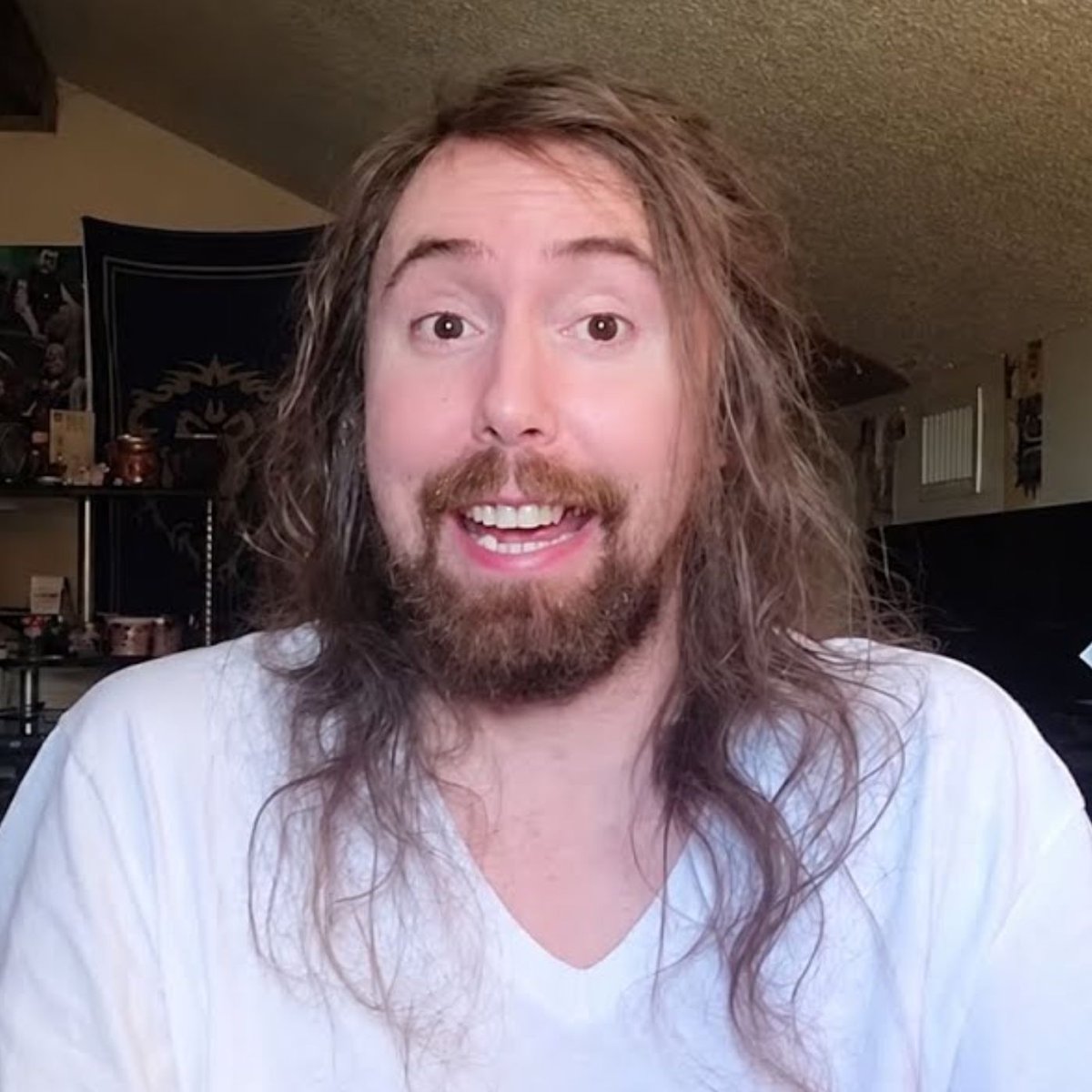 Twitch 主播 Asmongold 在直播中談及個人衛生